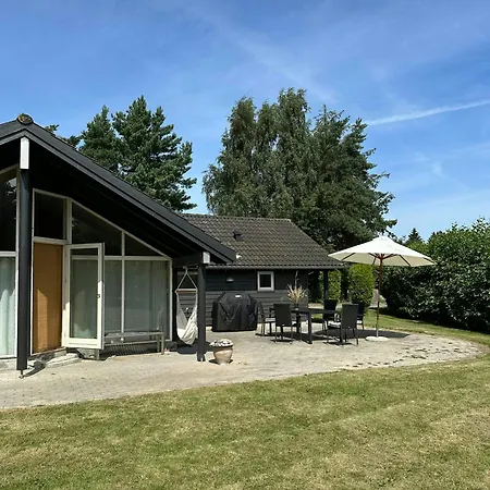 Сasa de vacaciones Danish Design House Near Mon's Stege