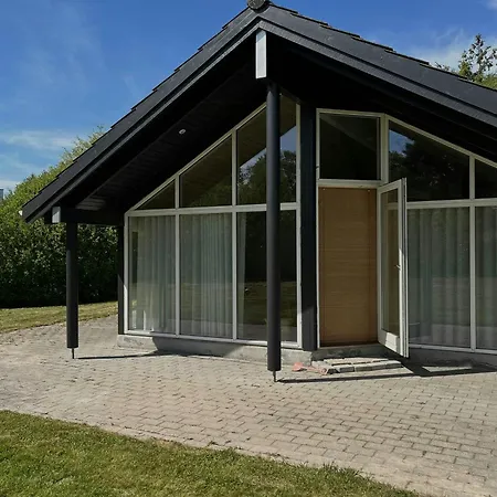 Σπίτι διακοπών Danish Design House Near Mon's *