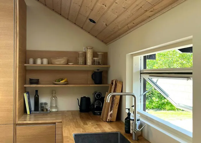 Danish Design House Near Mon's Hébergement de vacances